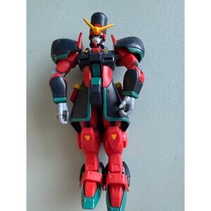 Vintage Gundam Action Figure SA.S B 2001 80502 measures 4 1/4 Bandai